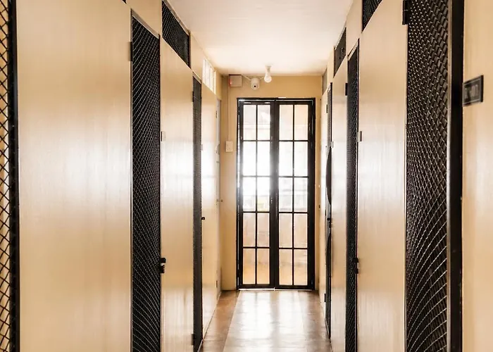 بيت شباب Affordable Near Ayala And Greenbelt