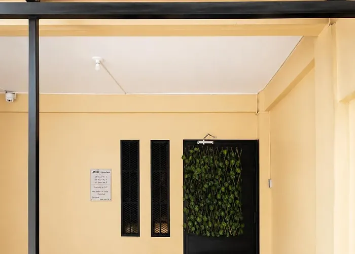 Affordable Near Ayala And Greenbelt بيت شباب *